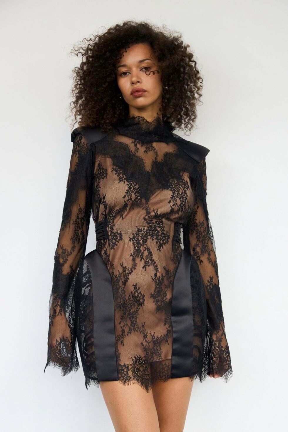 Rochia din dantelă Lace